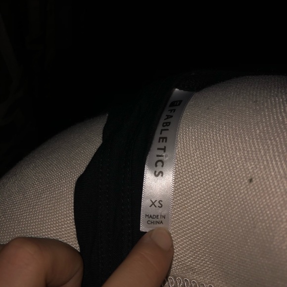 Fabletics - Picture 2 of 2